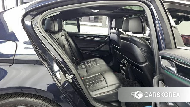 BMW 5 Series (G30) 2021 Черный из Кореи, фото 3