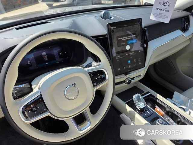 Volvo XC60 second Generation 2026 Красный из Кореи, фото 3