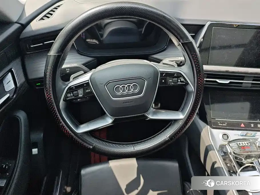 Audi Q6 2025 Черный из Китая, фото 3