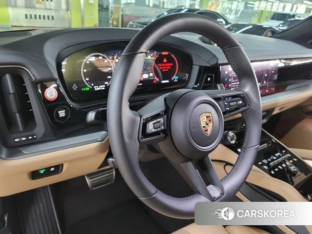 Porsche Cayenne (PO536) 2025 Черный из Кореи, фото 3
