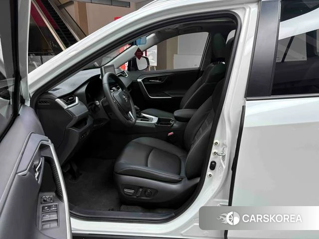 Toyota RAV4 Rongfang 2023 Белый из Китая, фото 3