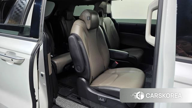 Kia The New Carnival 4th Generation 2023 Белый из Кореи, фото 3