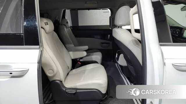 Kia Carnival 4th generation 2022 Белый из Кореи, фото 3