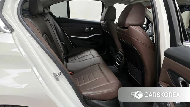 BMW 3 Series (G20) 2022 Белый из Кореи, фото 3