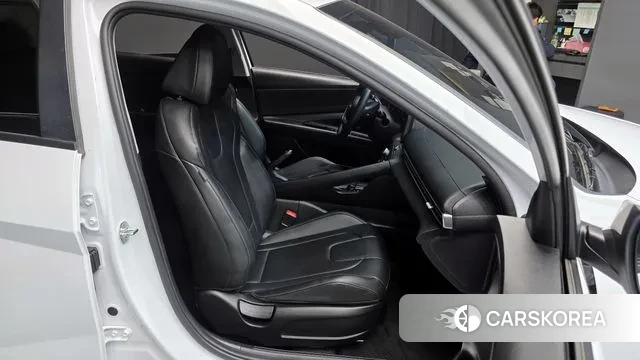 Hyundai Avante (CN7) 2021 Белый из Кореи, фото 3