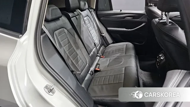 BMW X3 (G01) 2024 Белый из Кореи, фото 3