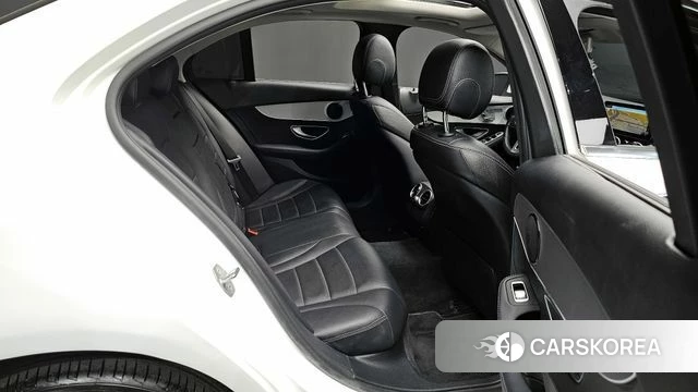 Mercedes-Benz C-Class W205 2020 Белый из Кореи, фото 3