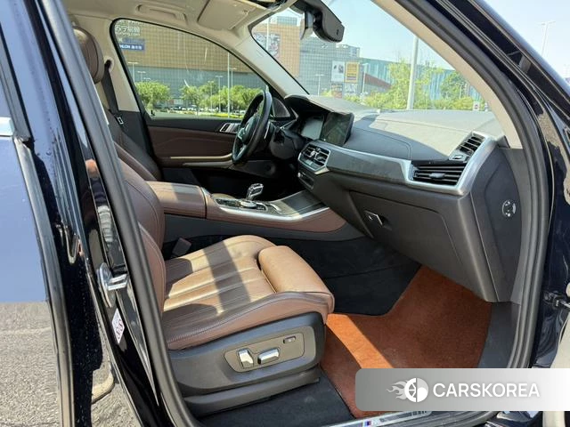 BMW X5 (imported) 2022 Черный из Китая, фото 3