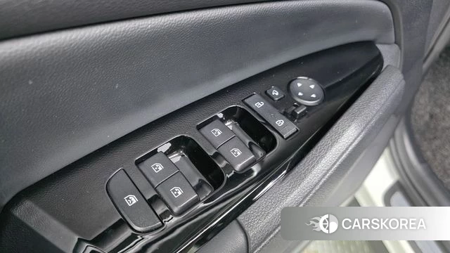 Kia Sportage 5th Generation 2024 Белый из Кореи, фото 3