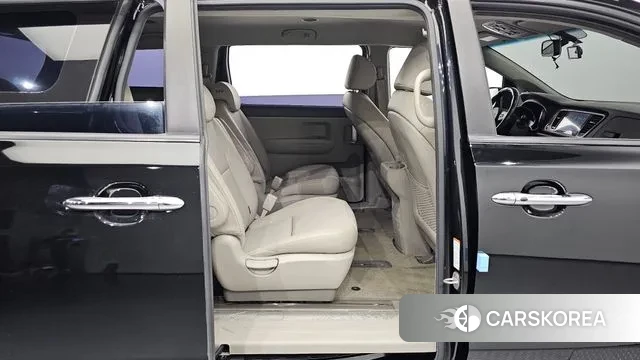Kia All New Carnival 2018 Черный из Кореи, фото 3