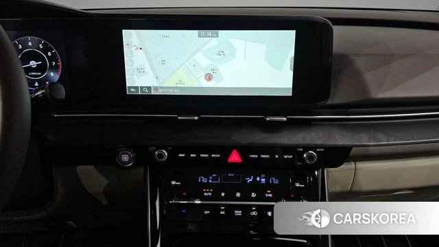 Kia Carnival 4th generation 2023 Белый из Кореи, фото 3