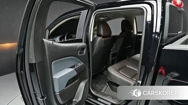 Chevrolet (GM Daewoo) Real New Colorado 2021 Черный из Кореи, фото 3