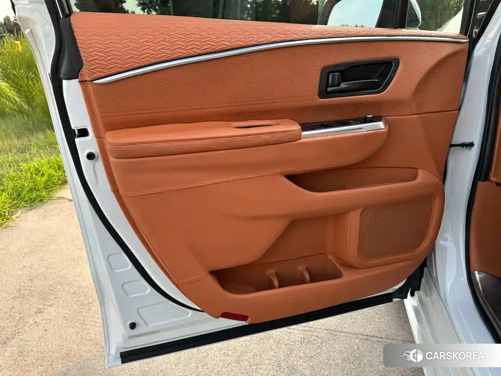 Toyota Sienna 2022 Белый из Китая, фото 3