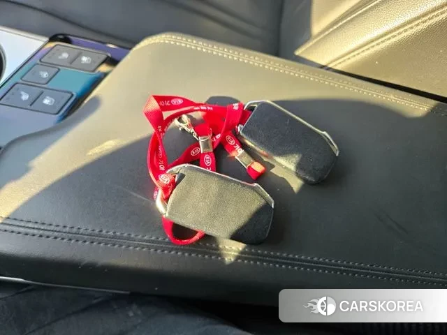 Kia K8 2021 Черный из Кореи, фото 3