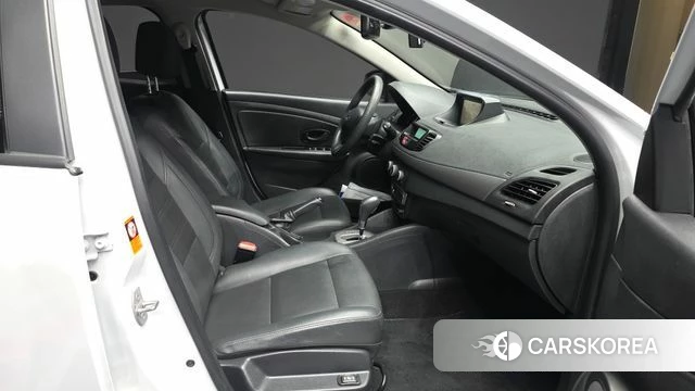 Renault Korea (Samsung) SM3 Neo 2019 Белый из Кореи, фото 3