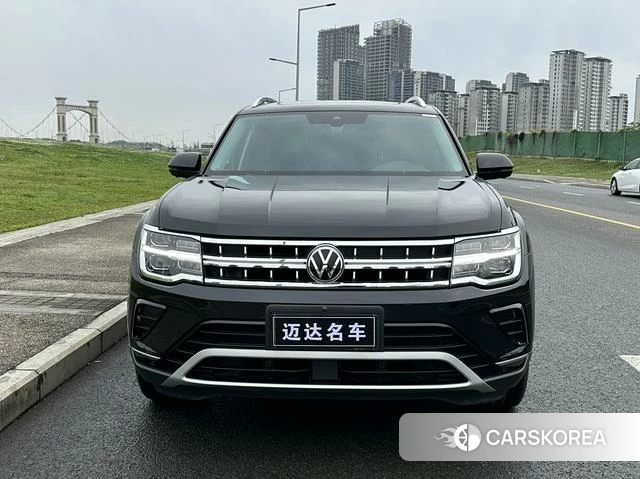 Volkswagen Tourang 2024 Черный из Китая, фото 3