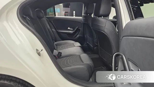 Mercedes-Benz A-Class W177 2020 Белый из Кореи, фото 3