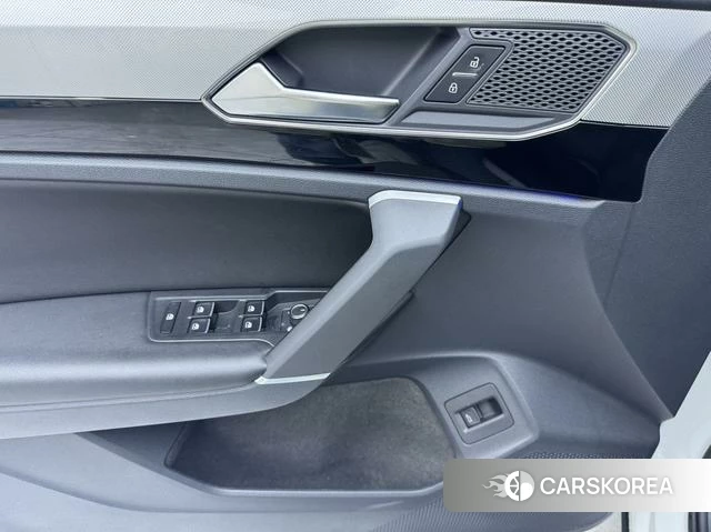 Volkswagen Tanyue 2021 Белый из Китая, фото 3