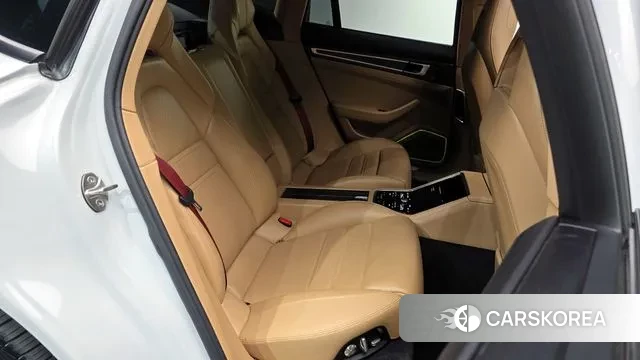 Porsche Panamera (971) 2018 Белый из Кореи, фото 3