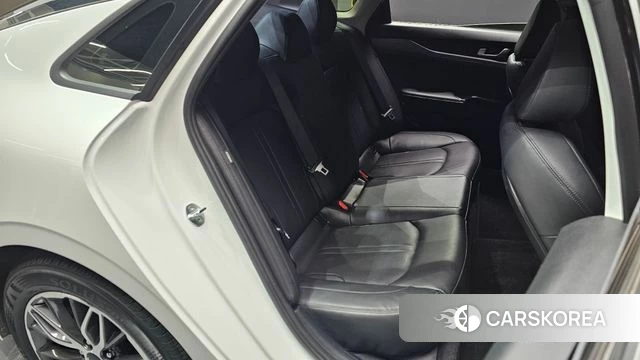 Kia K5 3rd generation 2022 Белый из Кореи, фото 3