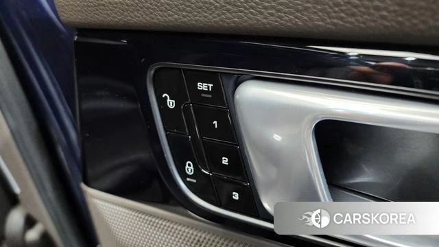 Porsche Panamera (971) 2018 Синий из Кореи, фото 3