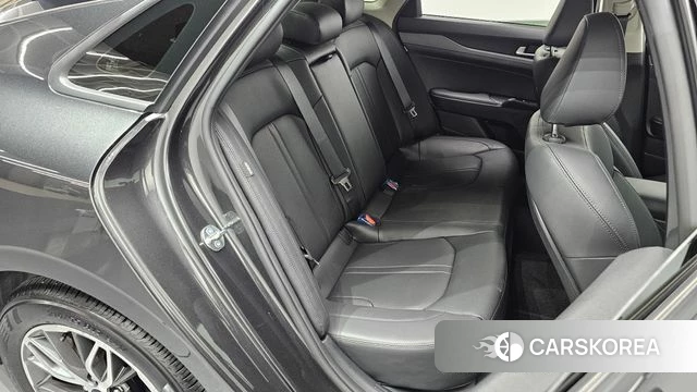 Kia K5 3rd generation 2023 Серый из Кореи, фото 3