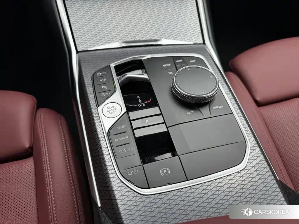 BMW 3 series 2025 Черный из Китая, фото 3