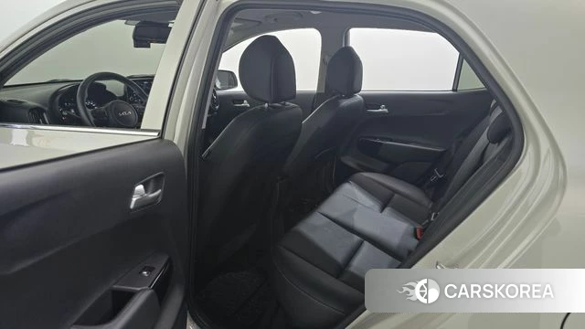 Kia Morning Urban (JA) 2023 Жемчужный цвет из Кореи, фото 3