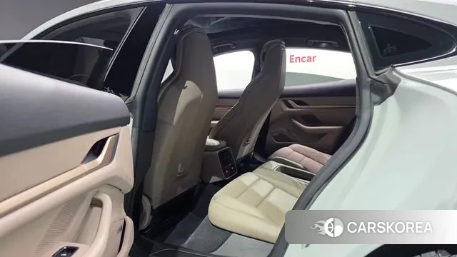 Porsche Taycan 2022 Белый из Кореи, фото 3