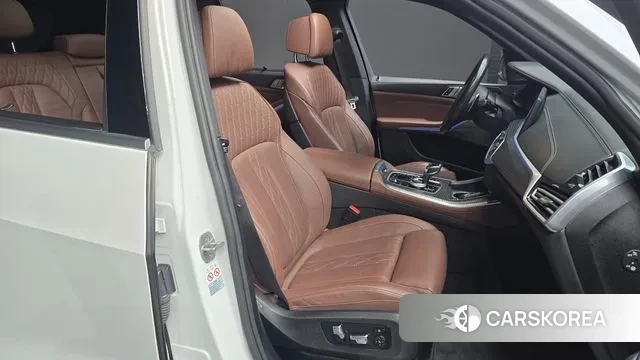 BMW X5 (G05) 2022 Белый из Кореи, фото 3