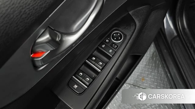 Kia The New K3 2nd generation 2021 Серый из Кореи, фото 3