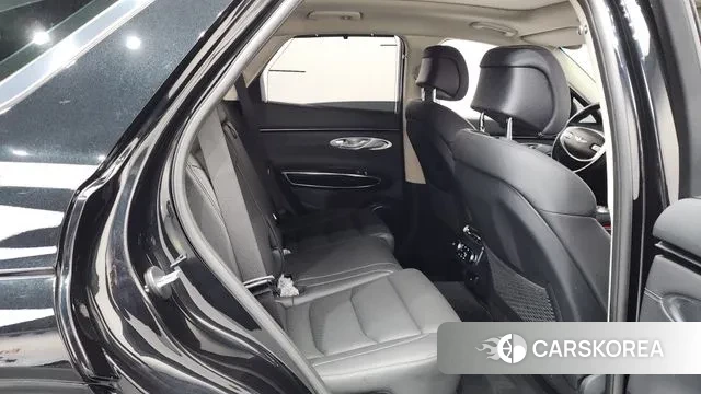 Genesis GV70 2023 Черный из Кореи, фото 3