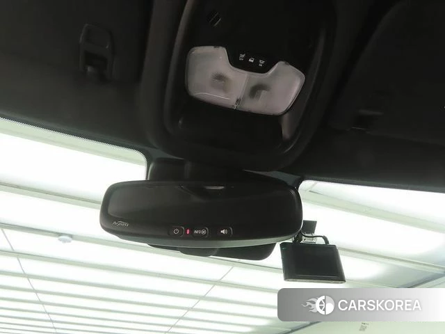 Chevrolet (GM Daewoo) Trailblazer 2023 Белый из Кореи, фото 3