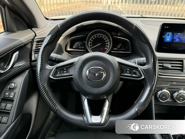 Mazda CX-4 2022 Белый из Китая, фото 3