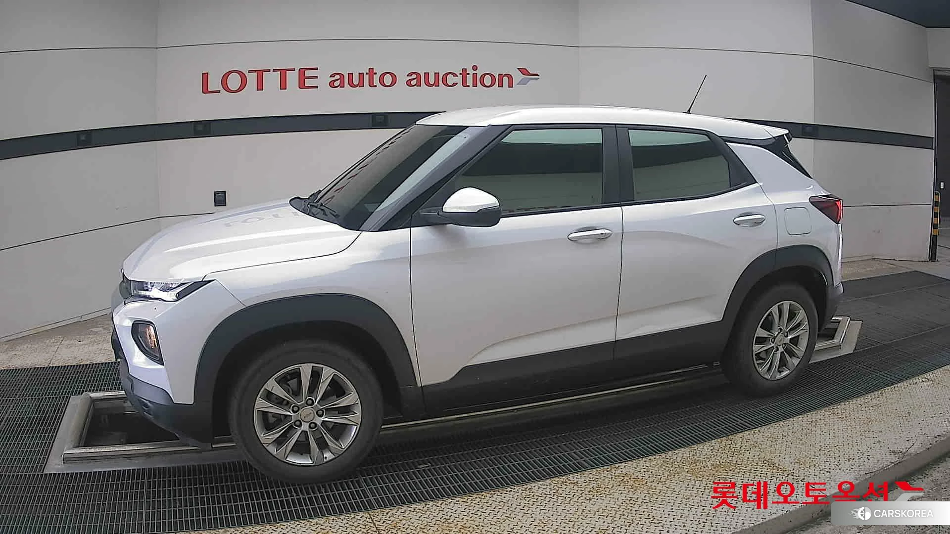 Korea G M TrailBlazer 1.35 Turbo FWD 2022 Белый из Кореи, фото 3
