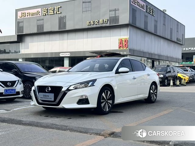 Nissan Teana 2022 Белый из Китая, фото 3