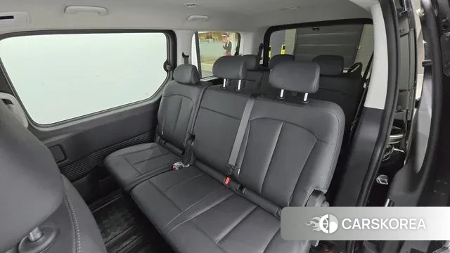 Hyundai Staria 2024 Черный из Кореи, фото 3