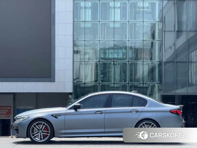 BMW M5 2021 Темно-серый из Китая, фото 3