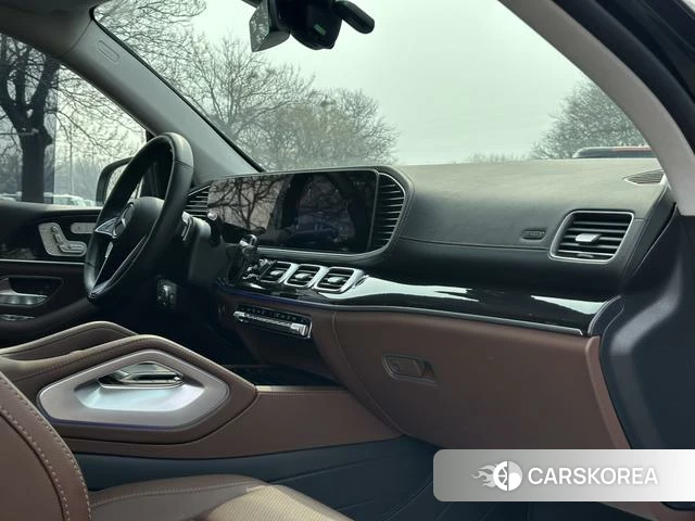 Mercedes-Benz GLE (import) 2024 Черный из Китая, фото 3