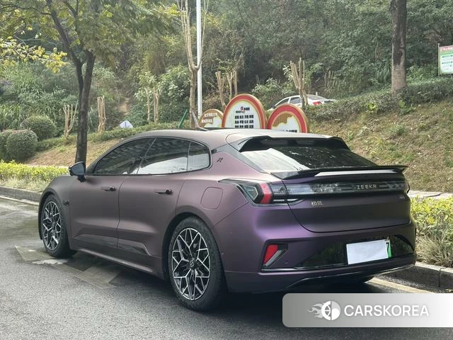 Extremely krypton ZEEKR 001 2025 Фиолетовый из Китая, фото 3