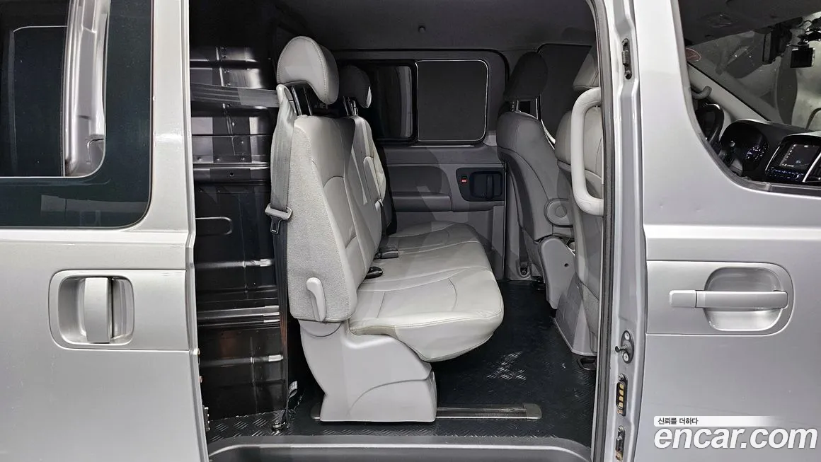 Hyundai The New Grand Starex 2019 Серебряный из Кореи, фото 3