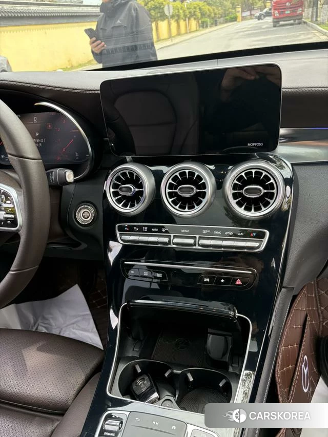 Mercedes-Benz GLC 2021 Черный из Китая, фото 3