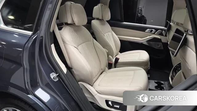 BMW X7 (G07) 2021 Серый из Кореи, фото 3