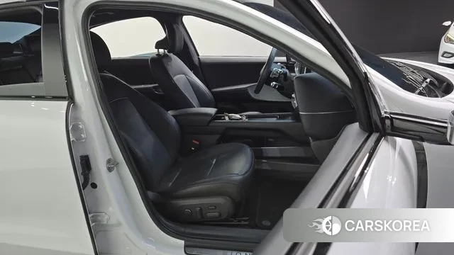 Hyundai Ionic 6 2023 Белый из Кореи, фото 3