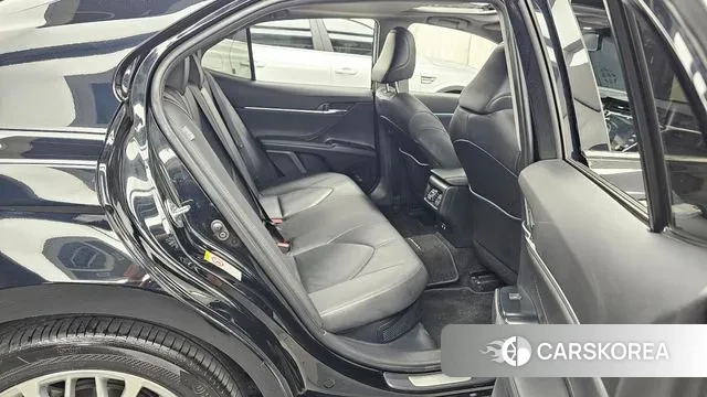 Toyota Camry (XV70) 2018 Черный из Кореи, фото 3