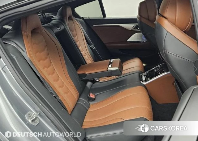 BMW 8 Series (G15) 2025 Серый из Кореи, фото 3