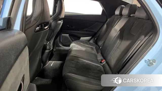 Hyundai Avante (CN7) 2023 Небесно-голубой из Кореи, фото 3