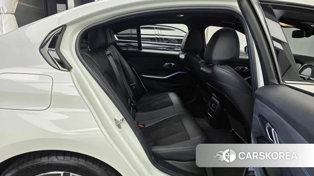 BMW 3 Series (G20) 2020 Белый из Кореи, фото 3