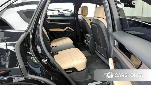 Porsche Cayenne (PO536) 2025 Черный из Кореи, фото 3