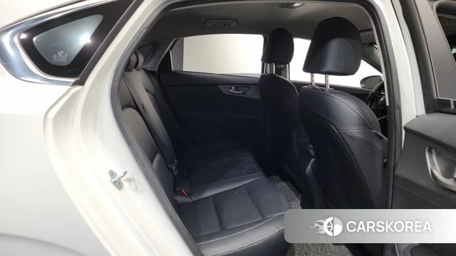 Kia Come New K3 2021 Белый из Кореи, фото 3